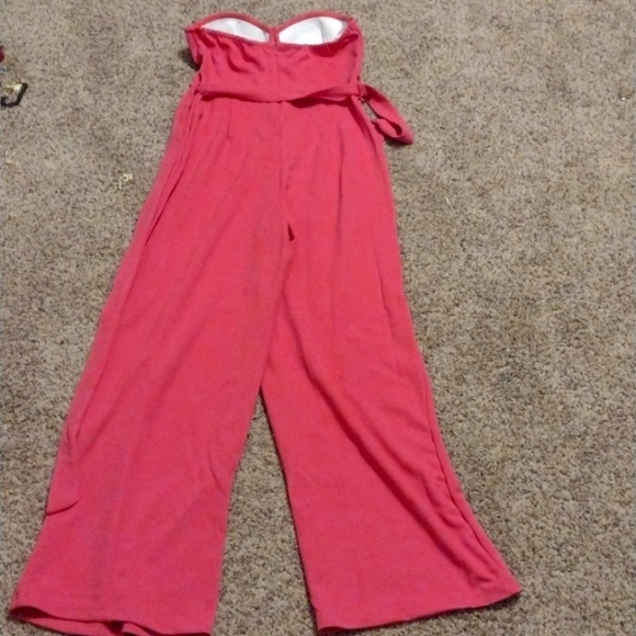 Pink strapless jumpsuit - Picture 3 of 3